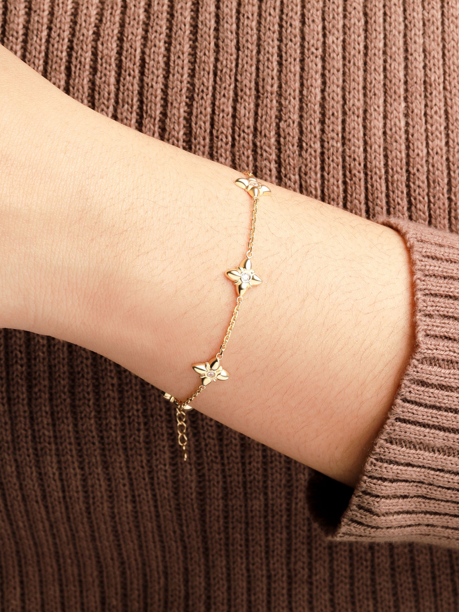 Cubic Zirconia Clover Chain Bracelet