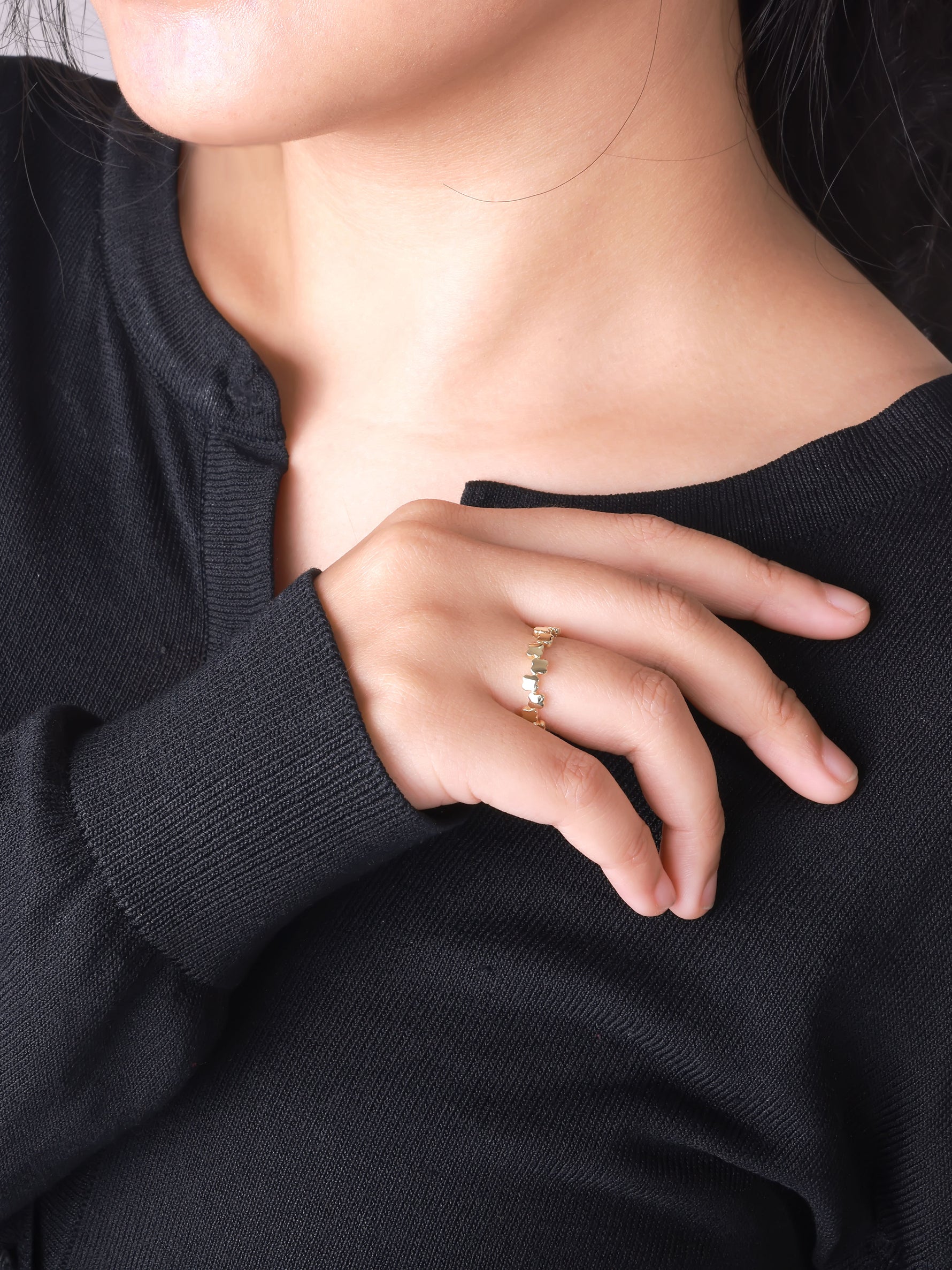 DEVATA Gold Clover Ring