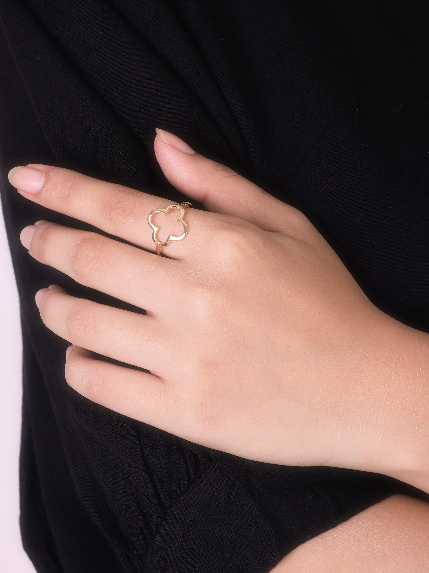 Clover Ring