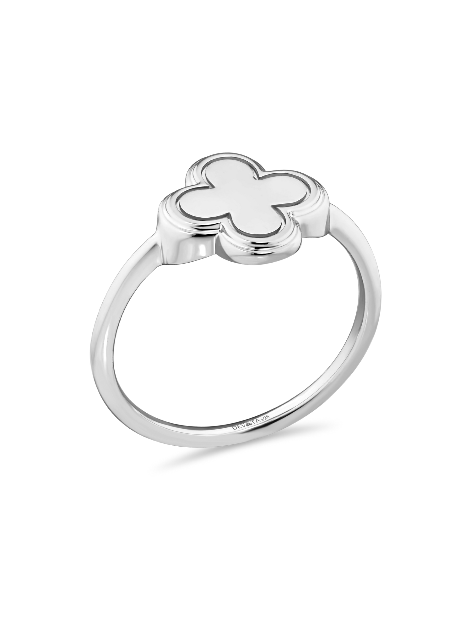 Clover Ring
