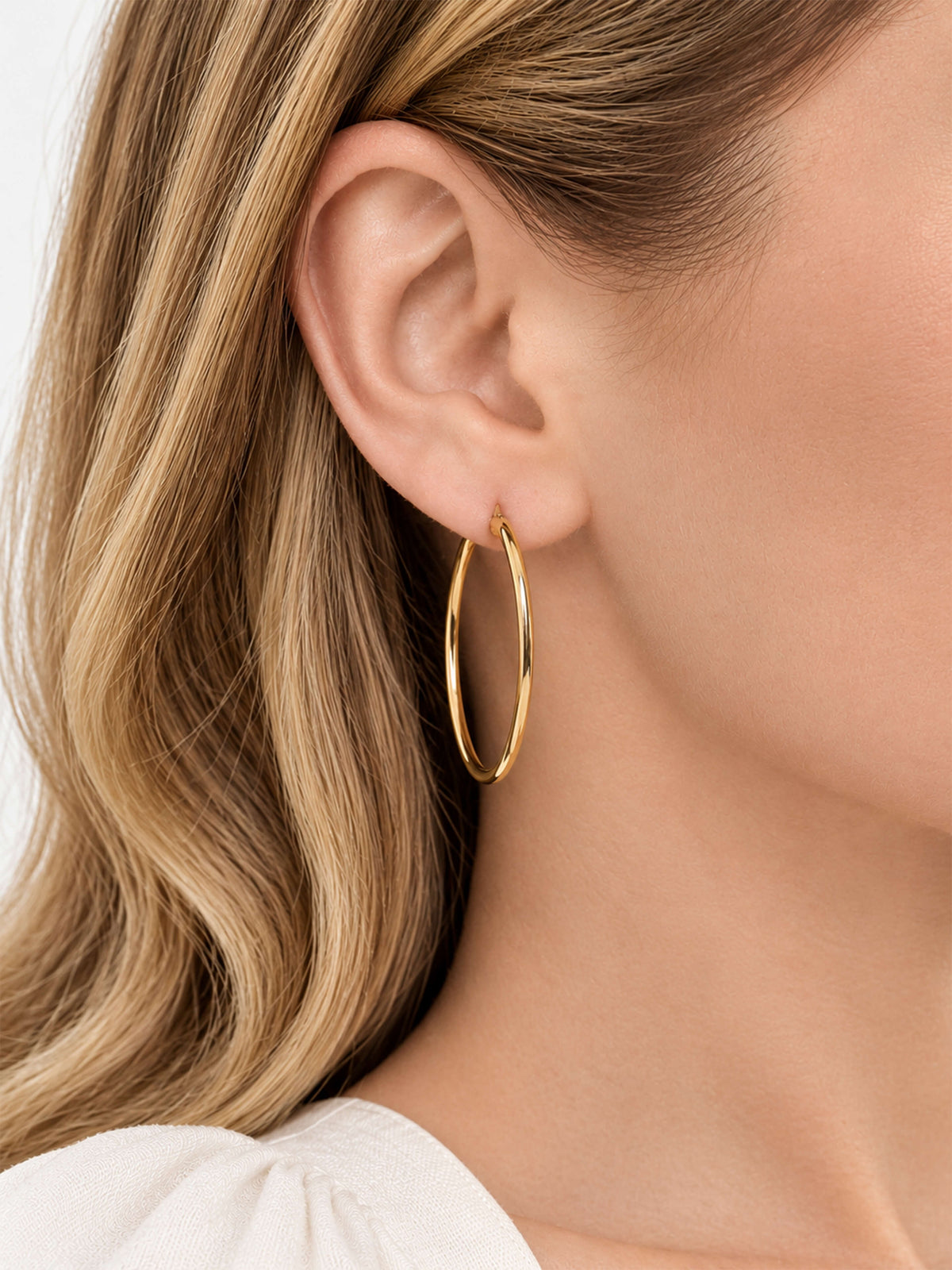 35mm classic hoop earrings in 14K Gold