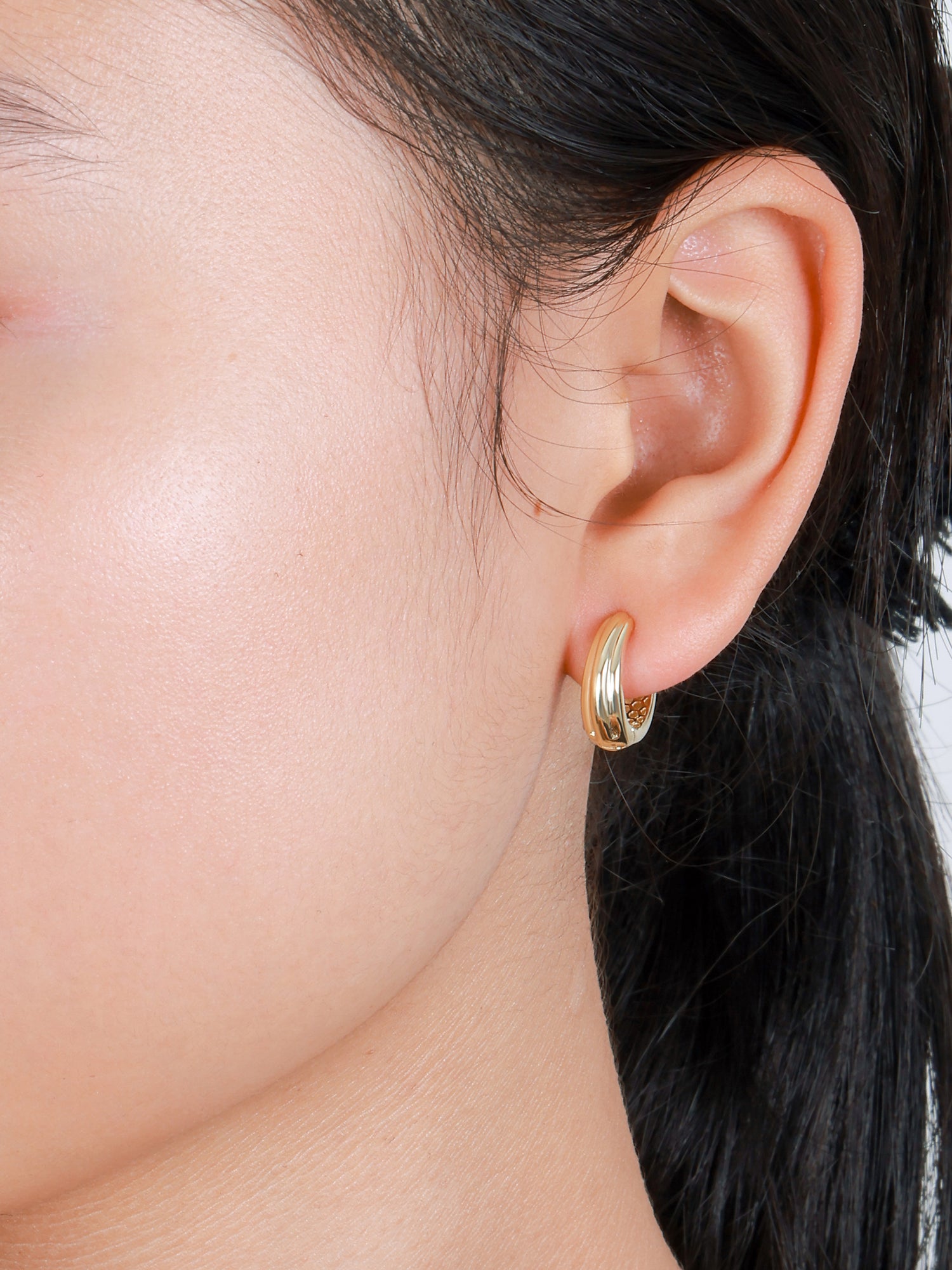 Ribbed Hoop Earrings