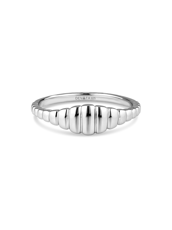 Ribbed Ring