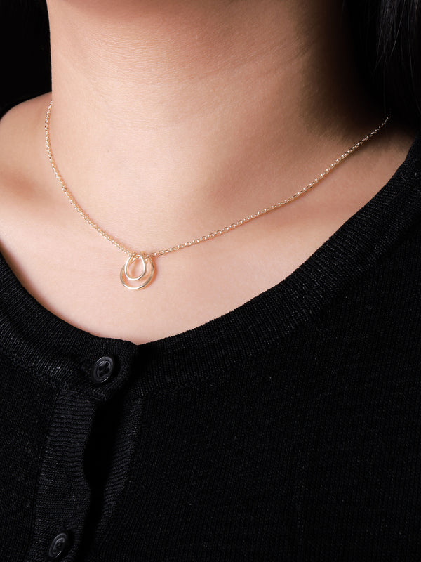 14K Gold Loop Pendant Chain Necklace