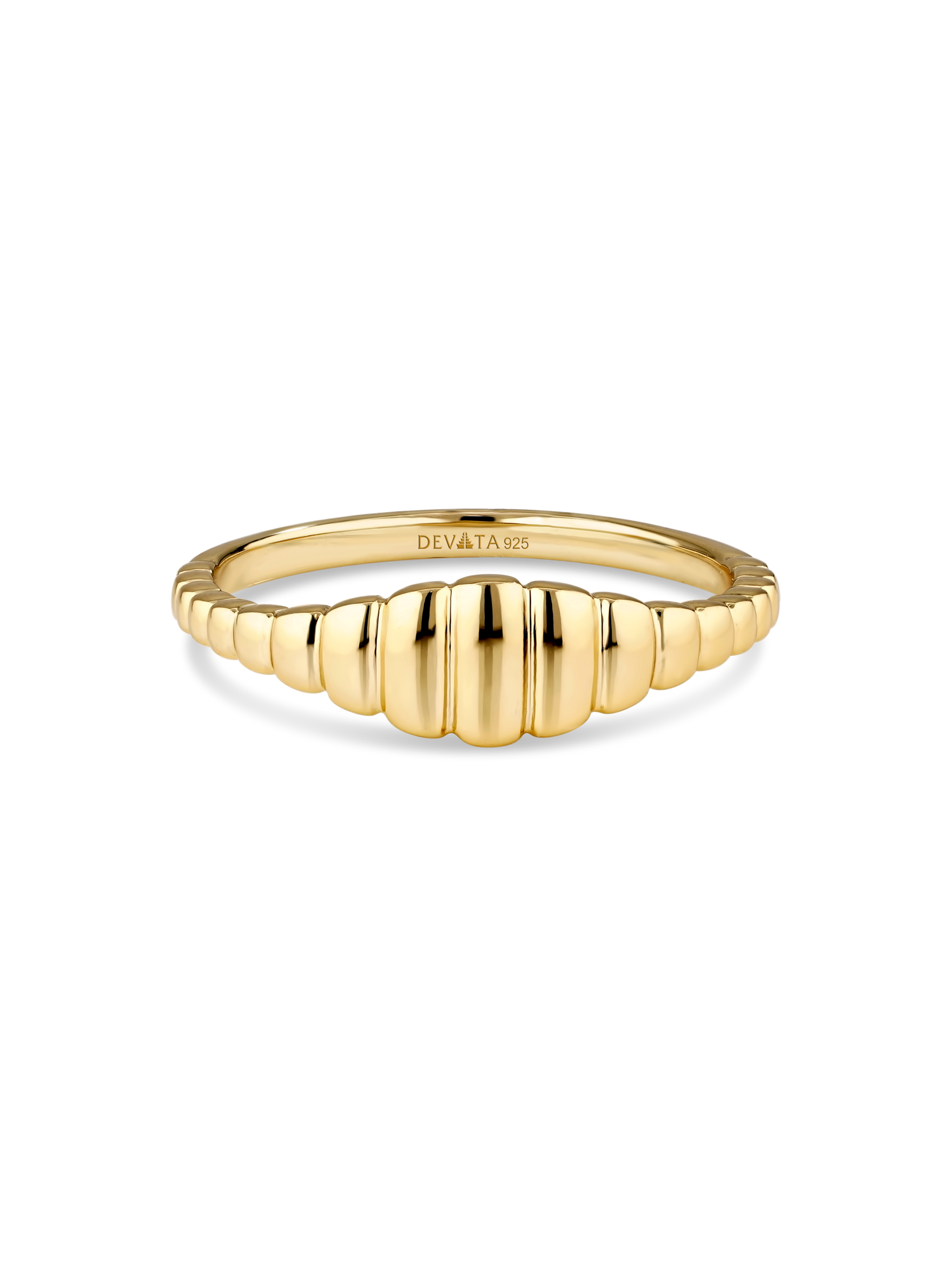 DEVATA Ribbed Ring in Gold Plated Sterling Silver