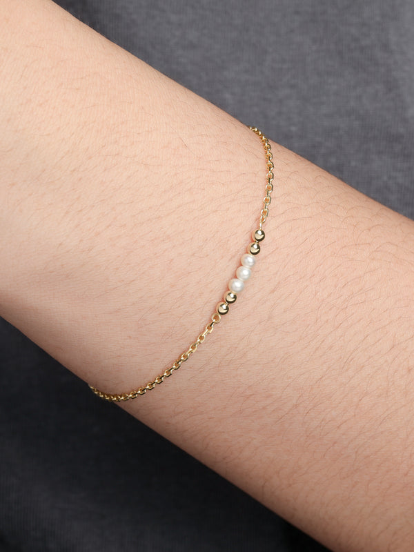 14K Gold Freshwater Pearl Chain Bracelet