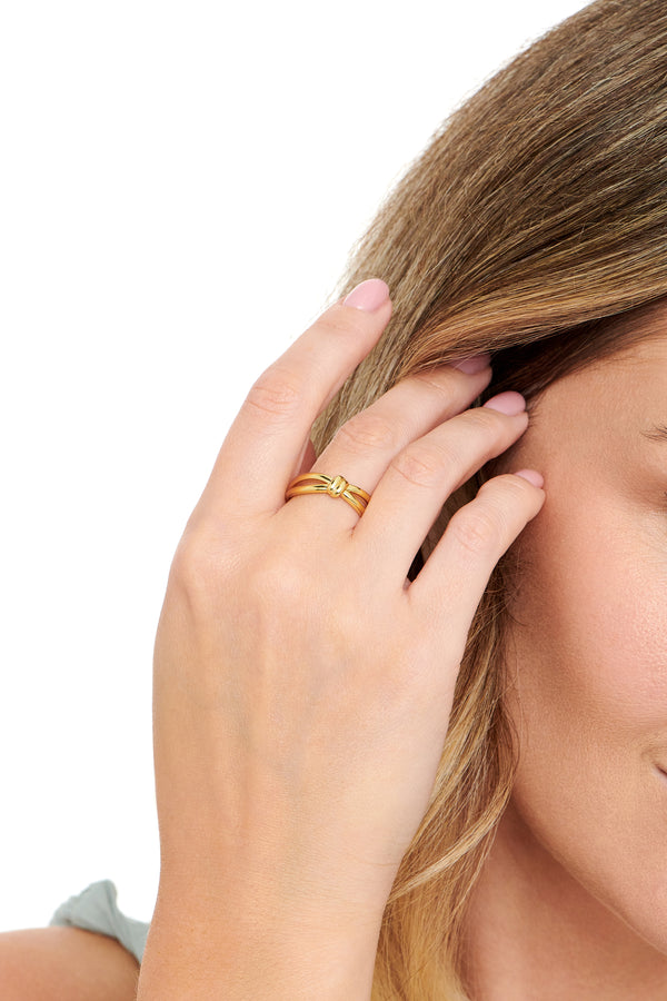 Love Knot Ring in Rhodium Plated Sterling Silver